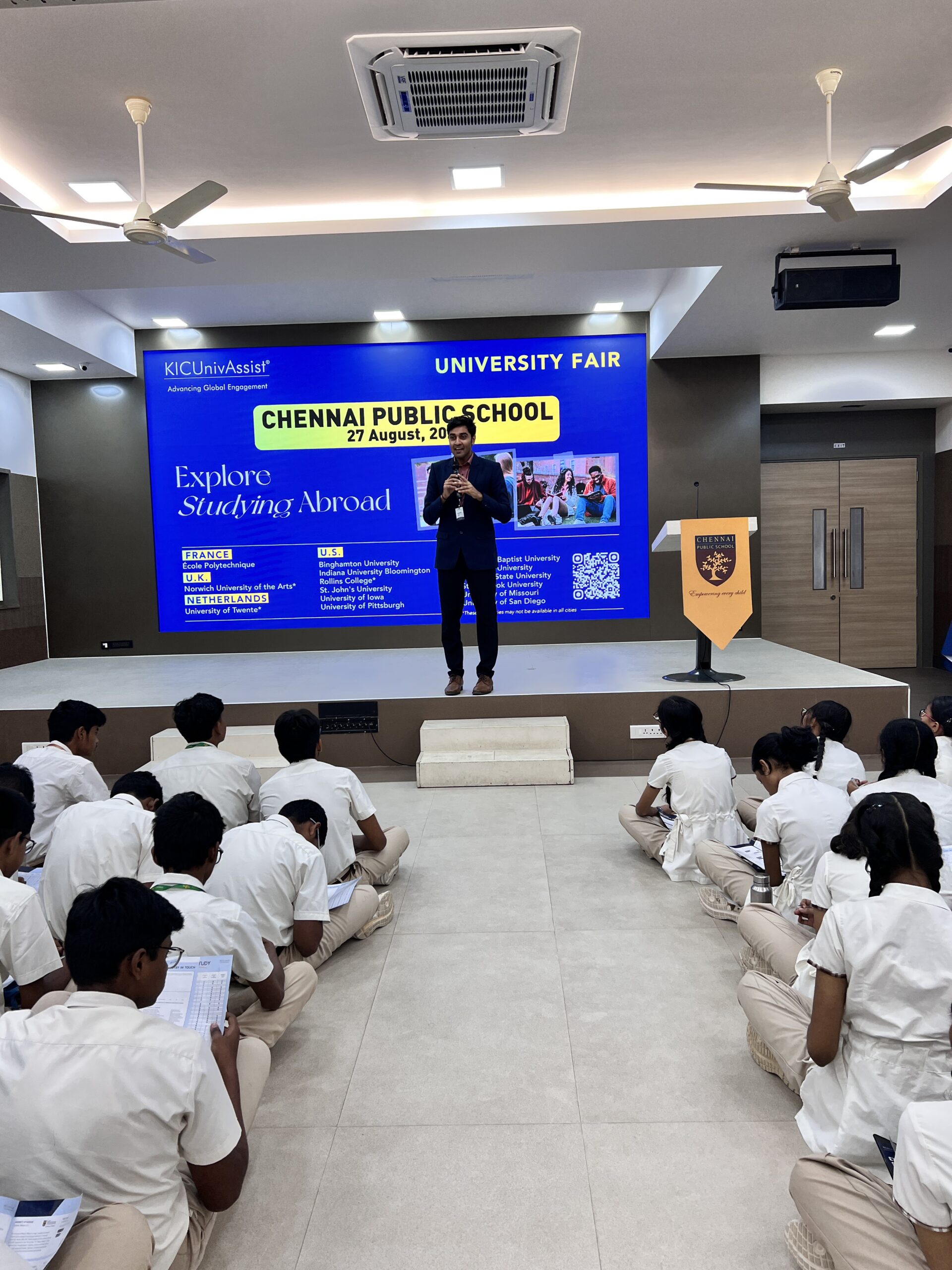 Talking to 5000+ Students